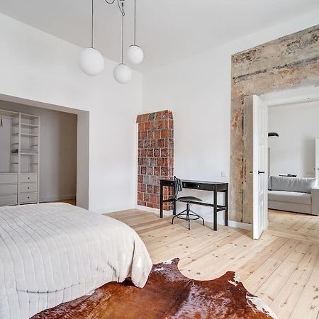 Spacious 2-Bedroom Flat In Old Town By Urban Rent Vilnius Exterior photo