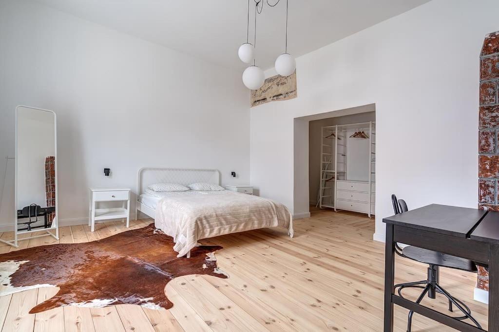 Spacious 2-Bedroom Flat In Old Town By Urban Rent Vilnius Exterior photo